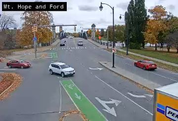 Rochester: Mt Hope Ave at Ford St - Wilson St