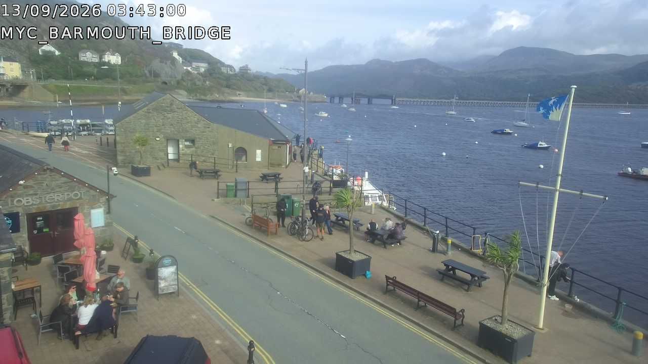 Barmouth › East: › East