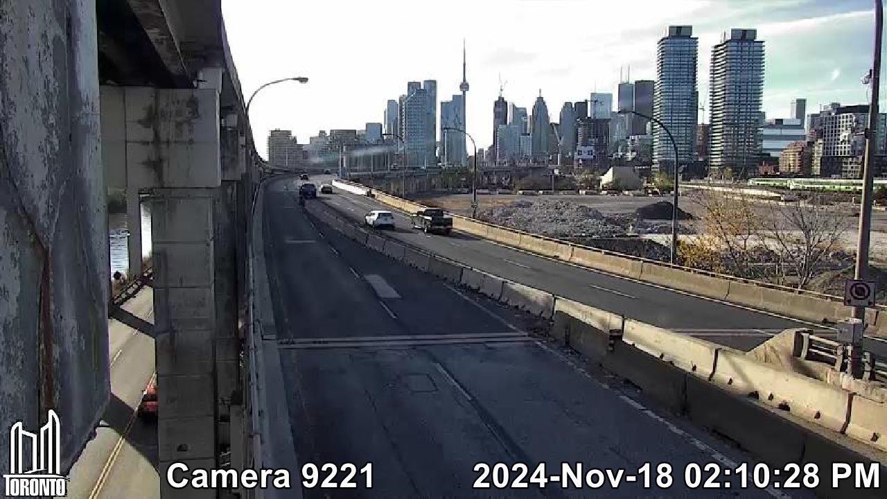 Old Toronto: Gardiner Expwy near Don Valley Parkway