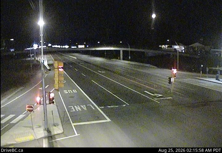 Central Saanich › South: Hwy 17 at Mt Newton Cross Rd, looking south