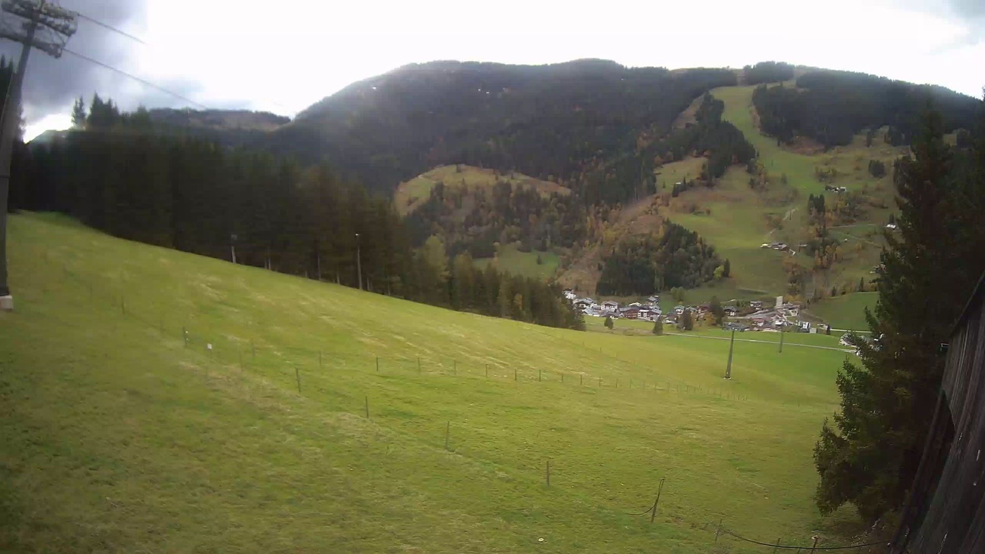 Dienten am Hochkonig: Livespotting - Webcam von der Bürglalmabfahrt in Dienten im Hochkönig