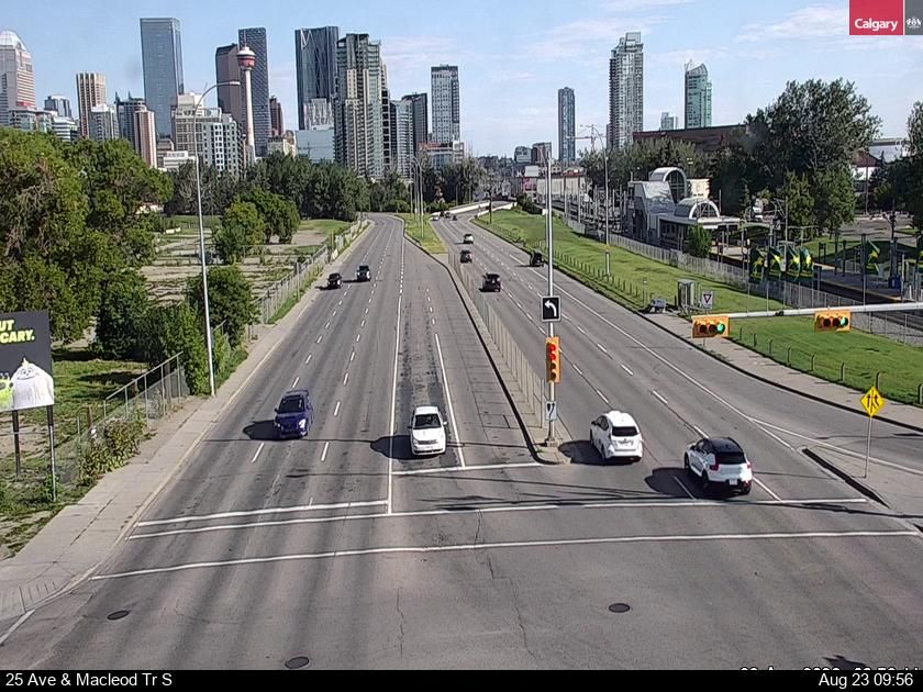 Erlton: 25 Avenue - Macleod Trail SE