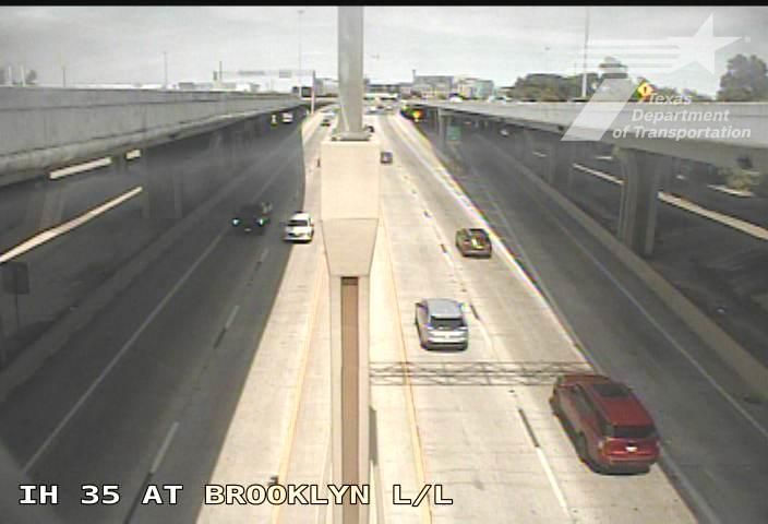San Antonio › North: IH 35 at Brooklyn (Lower Lvl)