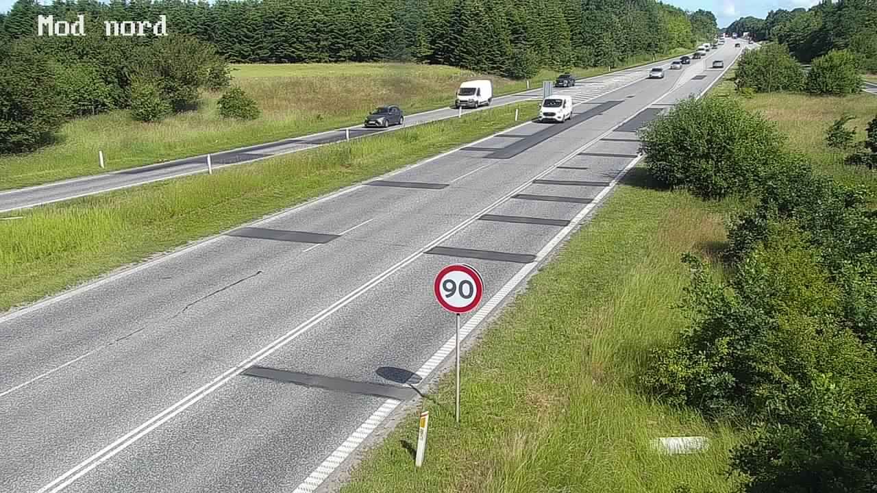 Sandgrav › North: Rute 16 Hillerød - N
