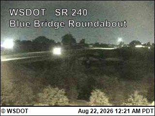 Kennewick: SR 240 at MP 43.1: Blue Bridge Roundabout