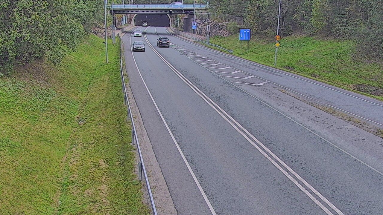 Espoo: Tie 102 Hiidenkallion tunneli, suuaukko etelä - Kehä II