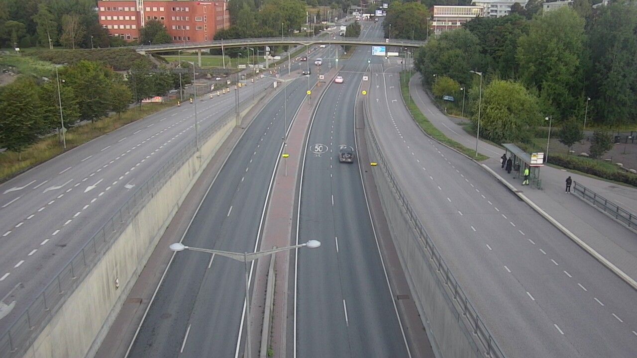 Helsinki: Tie 100 Hakamäentie, Kivihaka, Masto - Hakamäentie, masto