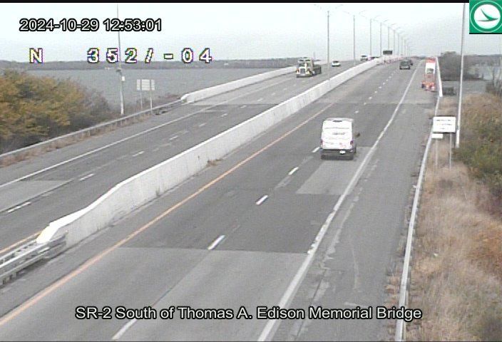 Bay View: SR-2 South of Thomas A. Edison Memorial Bridge