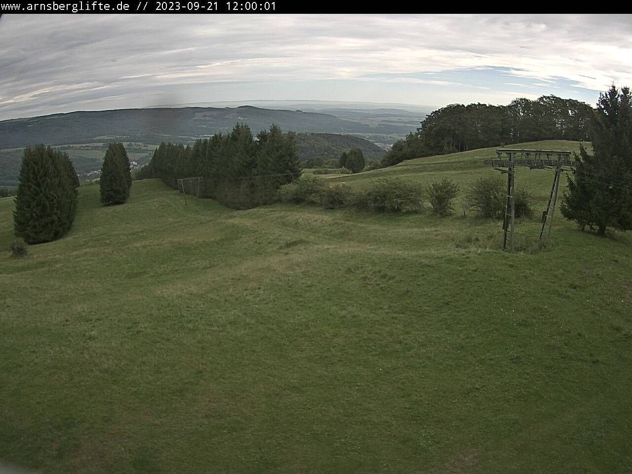 Oberweissenbrunn › North