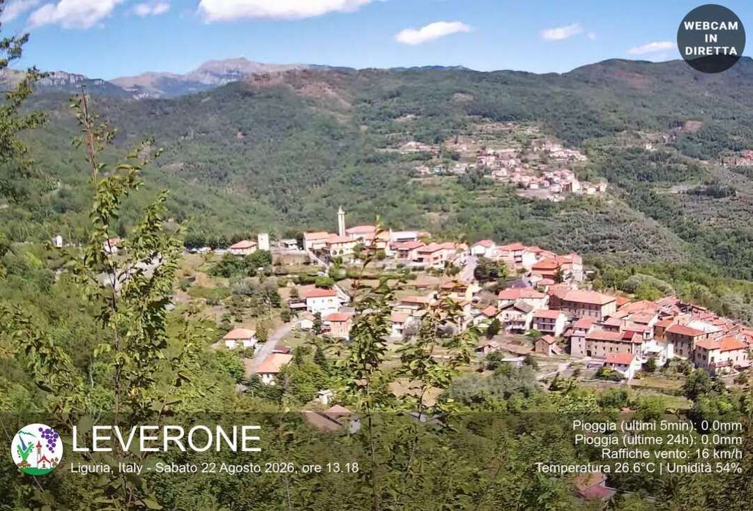 Borghetto d'Arroscia › North: Leverone