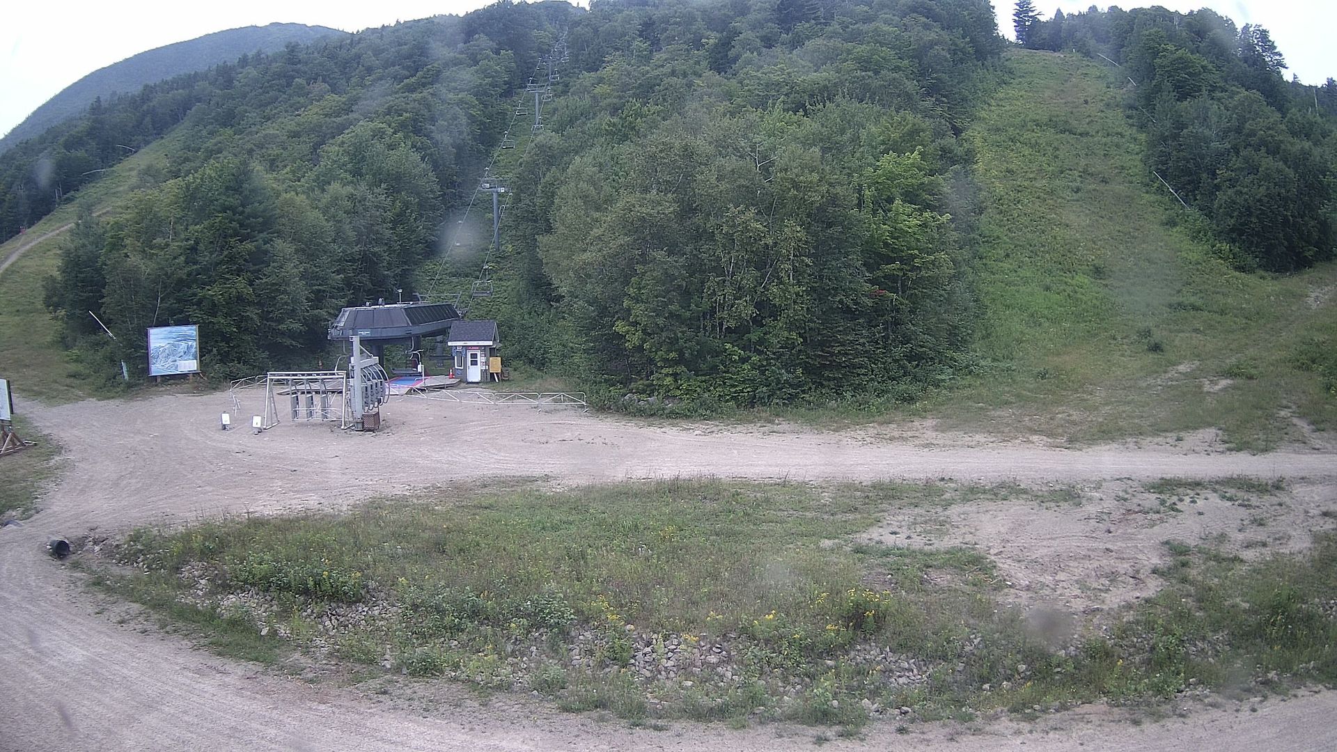 Petite-Rivière-Saint-François › West