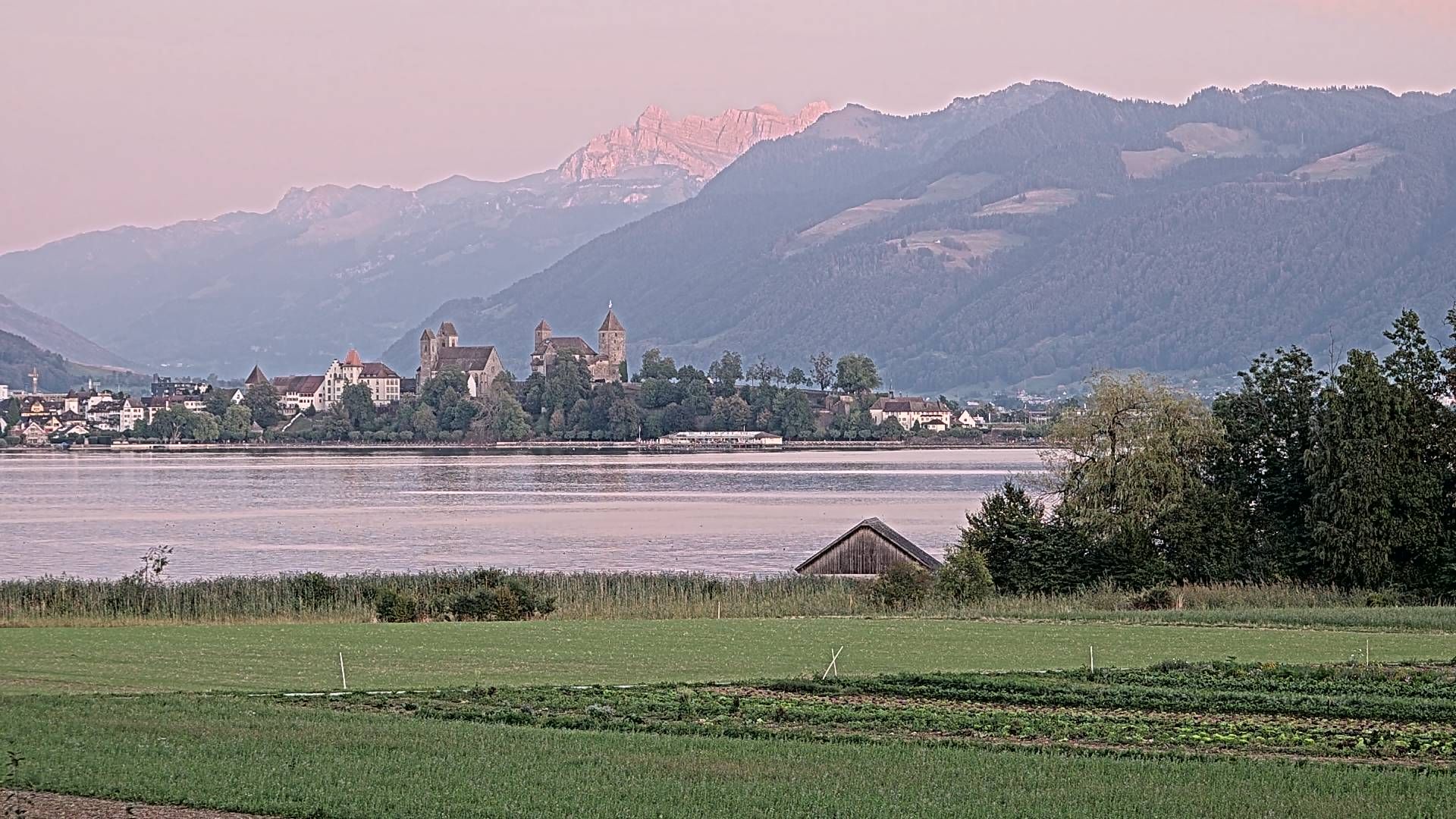 Hombrechtikon › South-East: Rapperswil-Jona