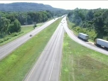 Cheshire › East: I-691 EB - Exit 3 Highland Ave