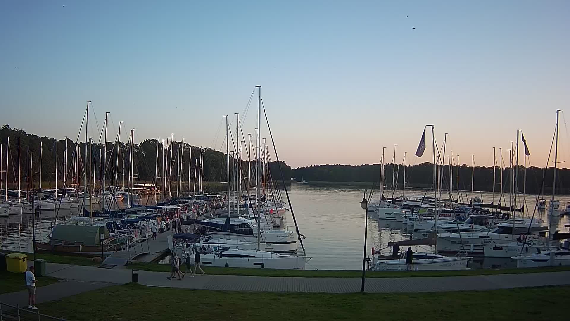 Sztynort › South: Port Sztynort