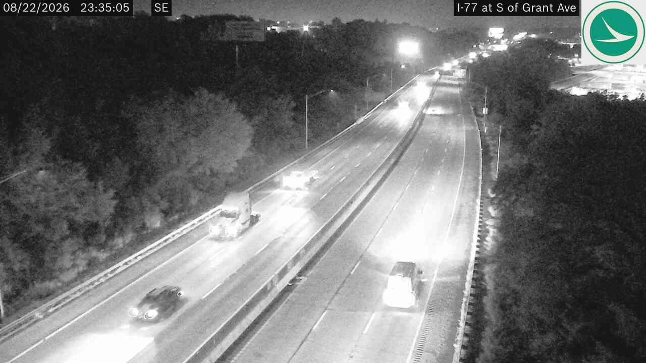 Cuyahoga Heights: I-77 at S of Grant Ave