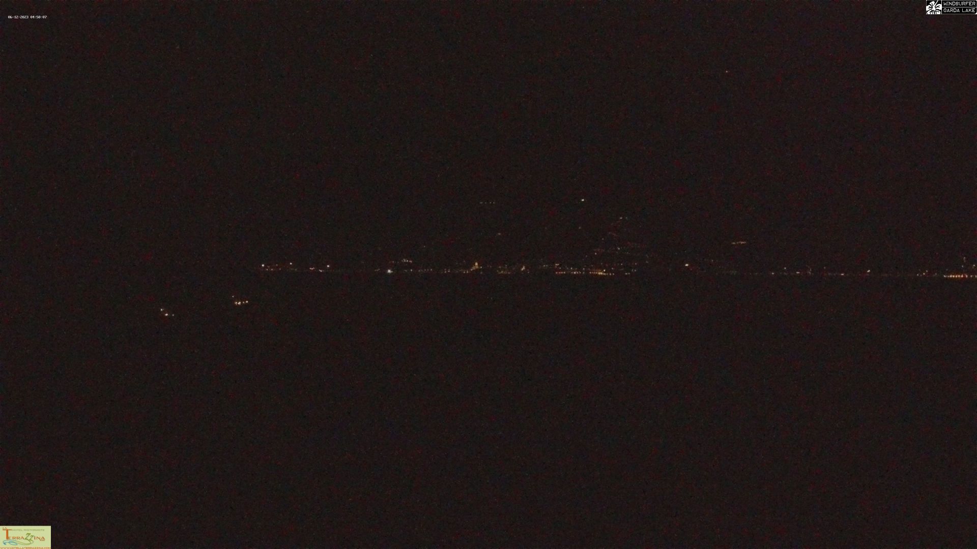 Muslone › North-East: porto di tignale - Lake Garda