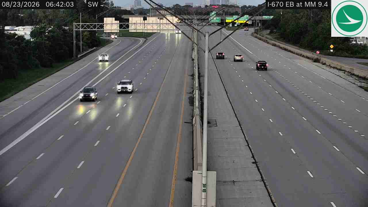 Roseland: I-670 EB at MM 9.4, West of Stelzer Rd