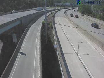 Summer Hill: I-279 NB @ EXIT 4 (MCKNIGHT RD)