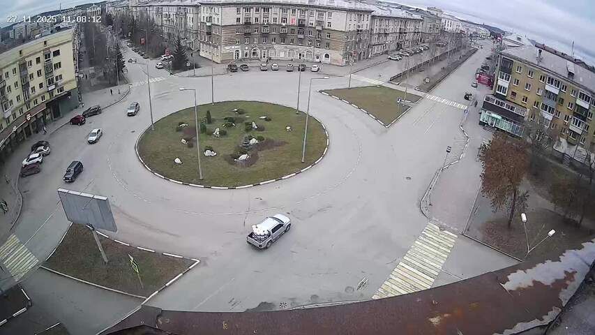 Nizhny Tagil: Prospekt Stroiteley, 27