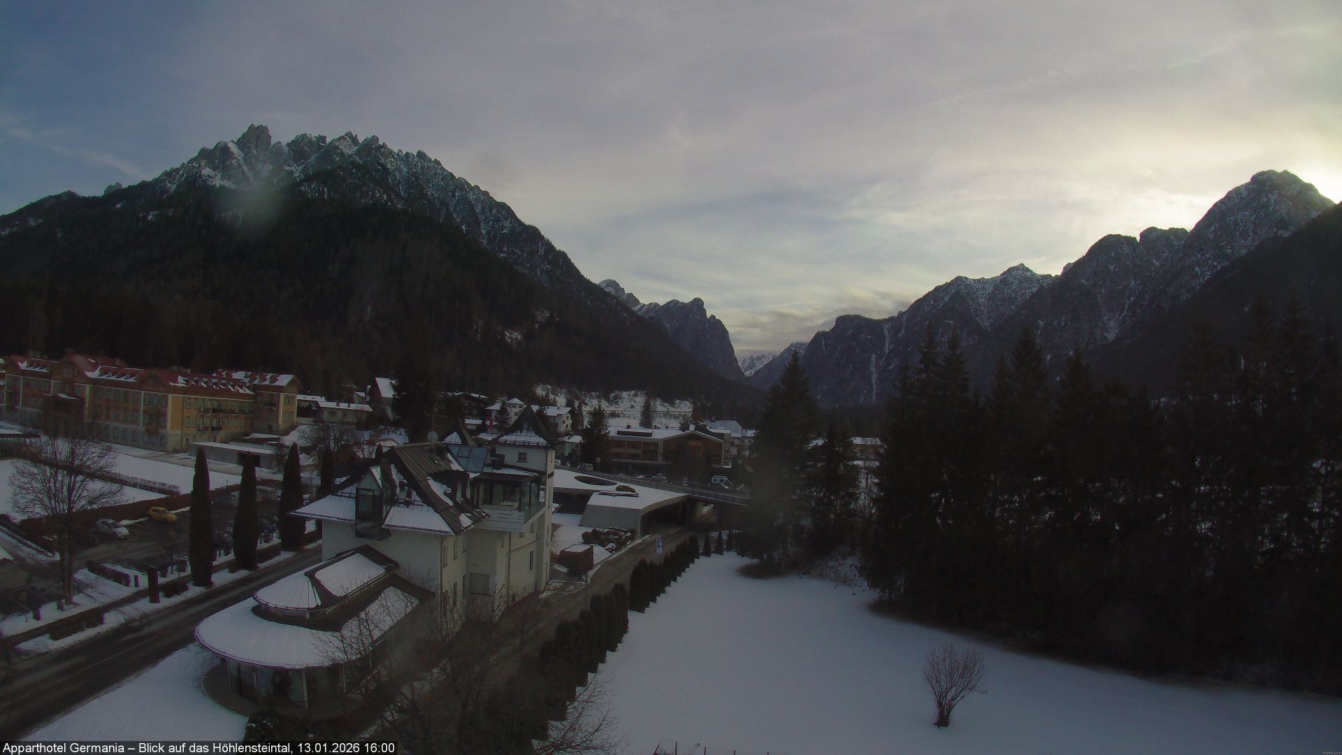 Toblach - Dobbiaco: Apparthotel Germania