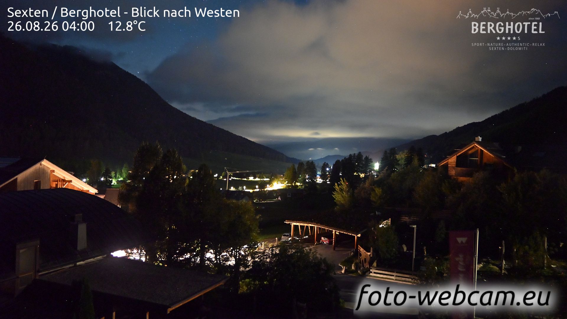 Sexten - Sesto: Berghotel - Blick nach Westen