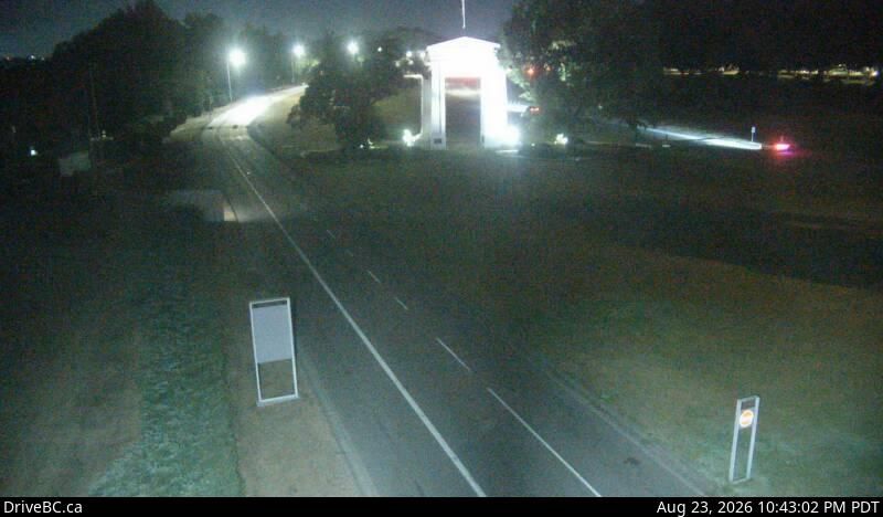 Blaine › North: Hwy 99 at Peace Arch border crossing, looking north