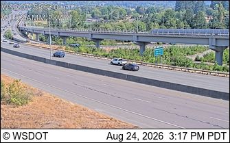Redmond: SR 520 at MP 11.6: W Lk Sammamish Pkwy