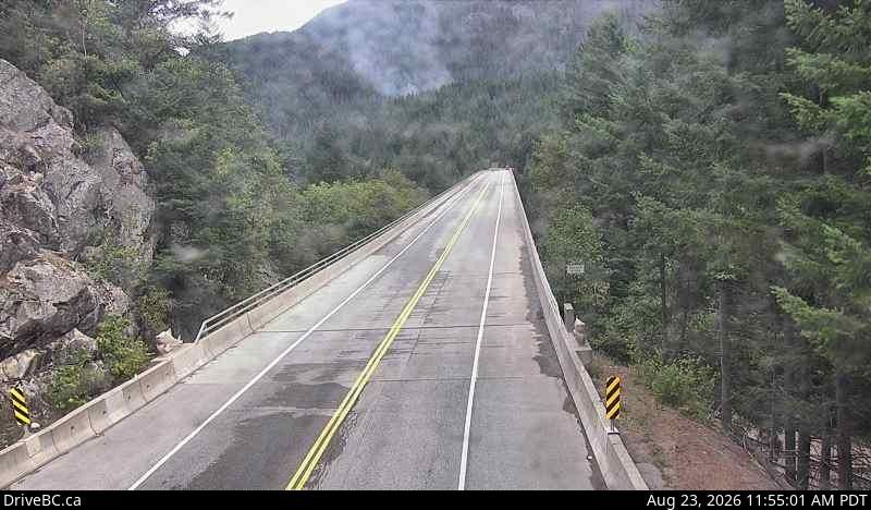 Area B › North: Hwy 1 at Alexandra Bridge, looking north
