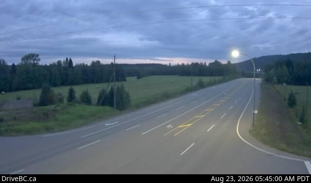 Regional District of Fraser-Fort George › North: Hwy 97, in Stoner at Chamulak Rd, about 36 km south of Prince George, looking north