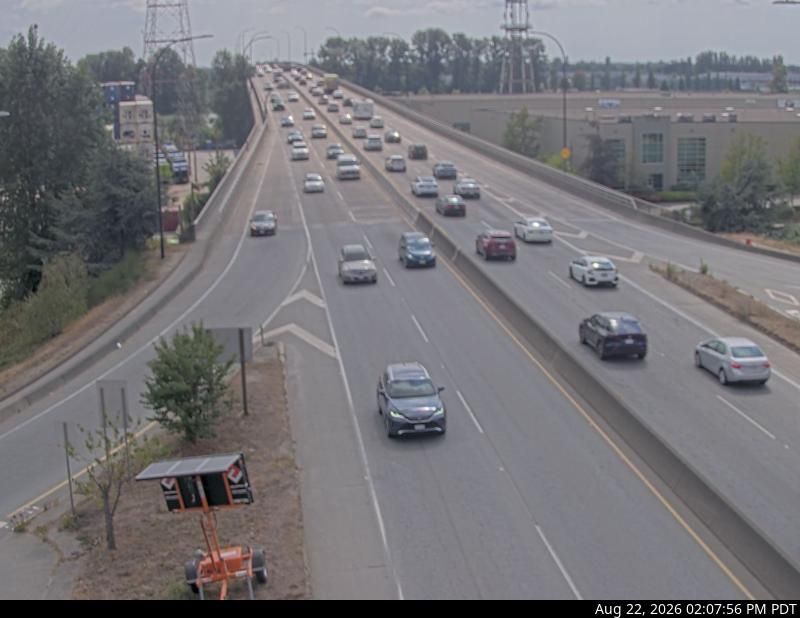 Victoria-Fraserview › South: North end of Knight Street Bridge, looking south