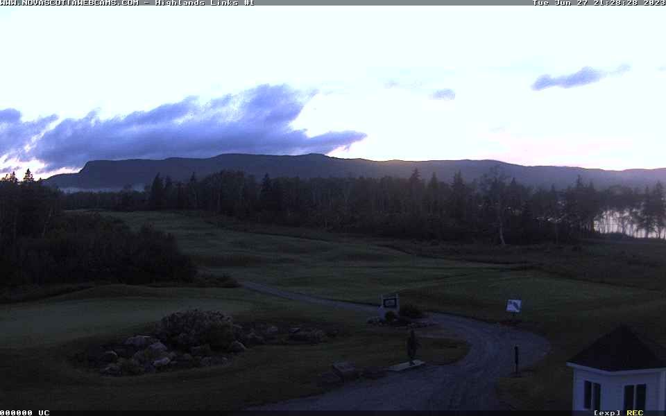 Ingonish Ferry › North-West: Highlands Links #1