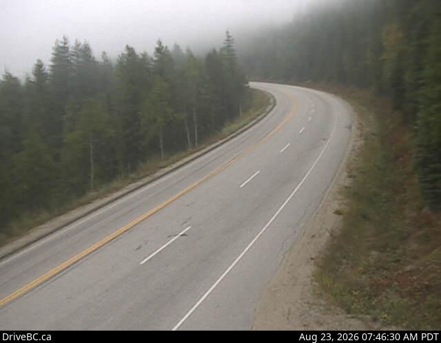 Avola › North: Hwy 5, about 20 km south of Blue River and 19 km north of - looking north