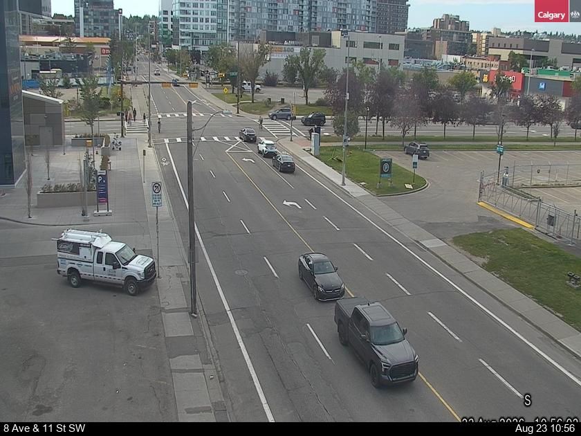 Downtown West End: 8 Avenue - 11 Street SW