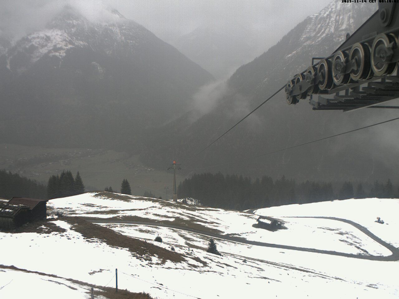 Lechtal Alps: Jöchelspitzbahn - Bergstation - Bach