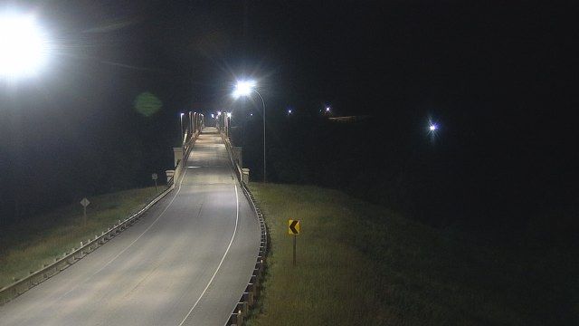 Dunvegan: Hwy 2: North Side - Bridge