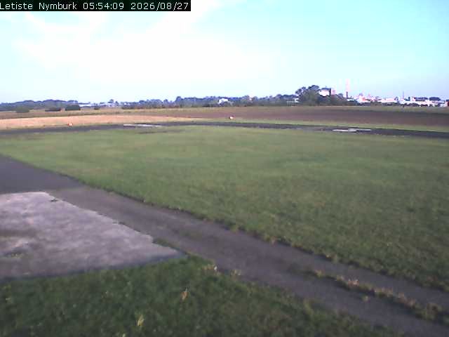 Nymburk › North-West: airport