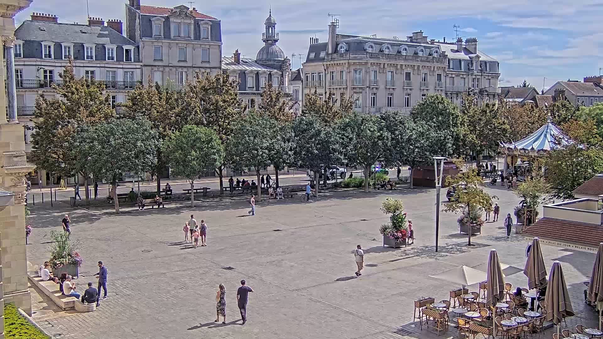 Troyes