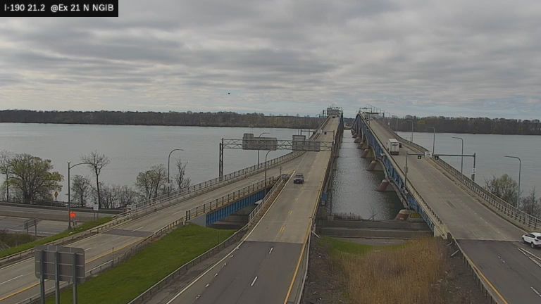 Niagara Falls › North: I-190 at Interchange 21 (Buffalo Avenue Route 384)