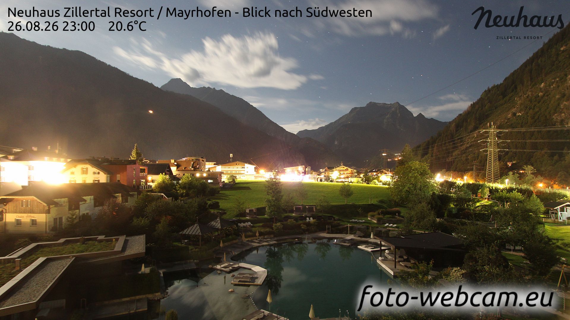 Mayrhofen: Neuhaus Zillertal Resort - Blick nach Südwesten