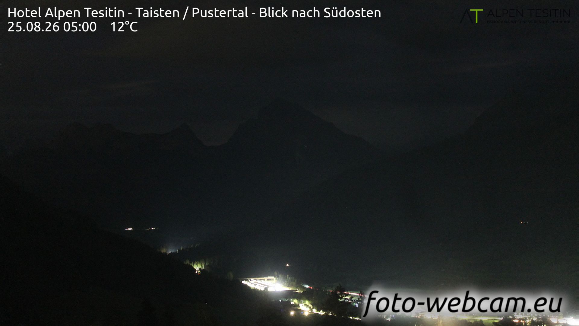 Taisten - Tesido: Hotel Alpen Tesitin - Pustertal - Blick nach Südosten