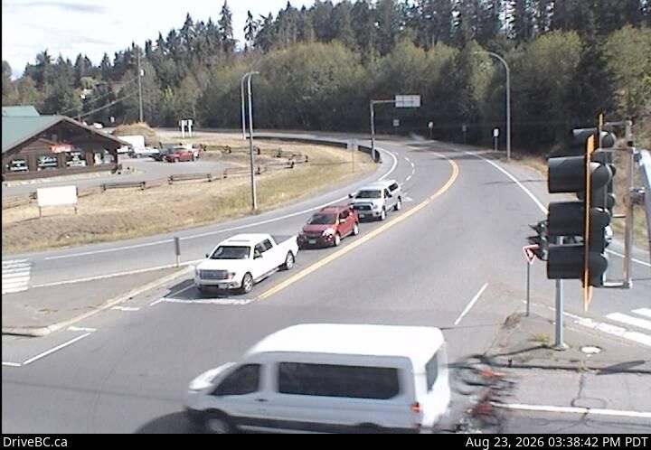 Hilliers › East: Hwy 4 at Alberni Hwy (Hwy 4A) junction, about 2 km west of Coombs, looking east