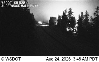 Lynnwood: SR 525 at MP 0.9: Alderwood Mall Pkwy