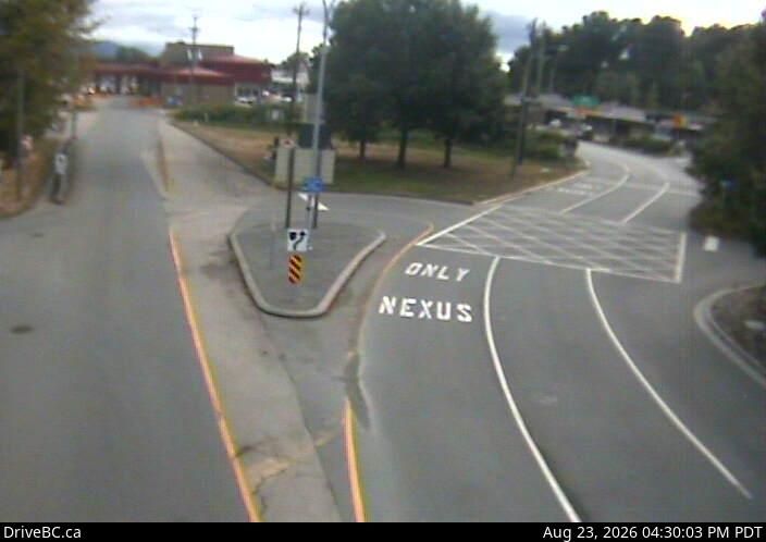 Sumas › South: Canada/USA border crossing at Hwy 11 and 2nd Ave, looking south