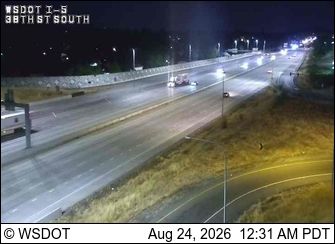 Oakland: I-5 at MP 131.8: S 38th St looking South