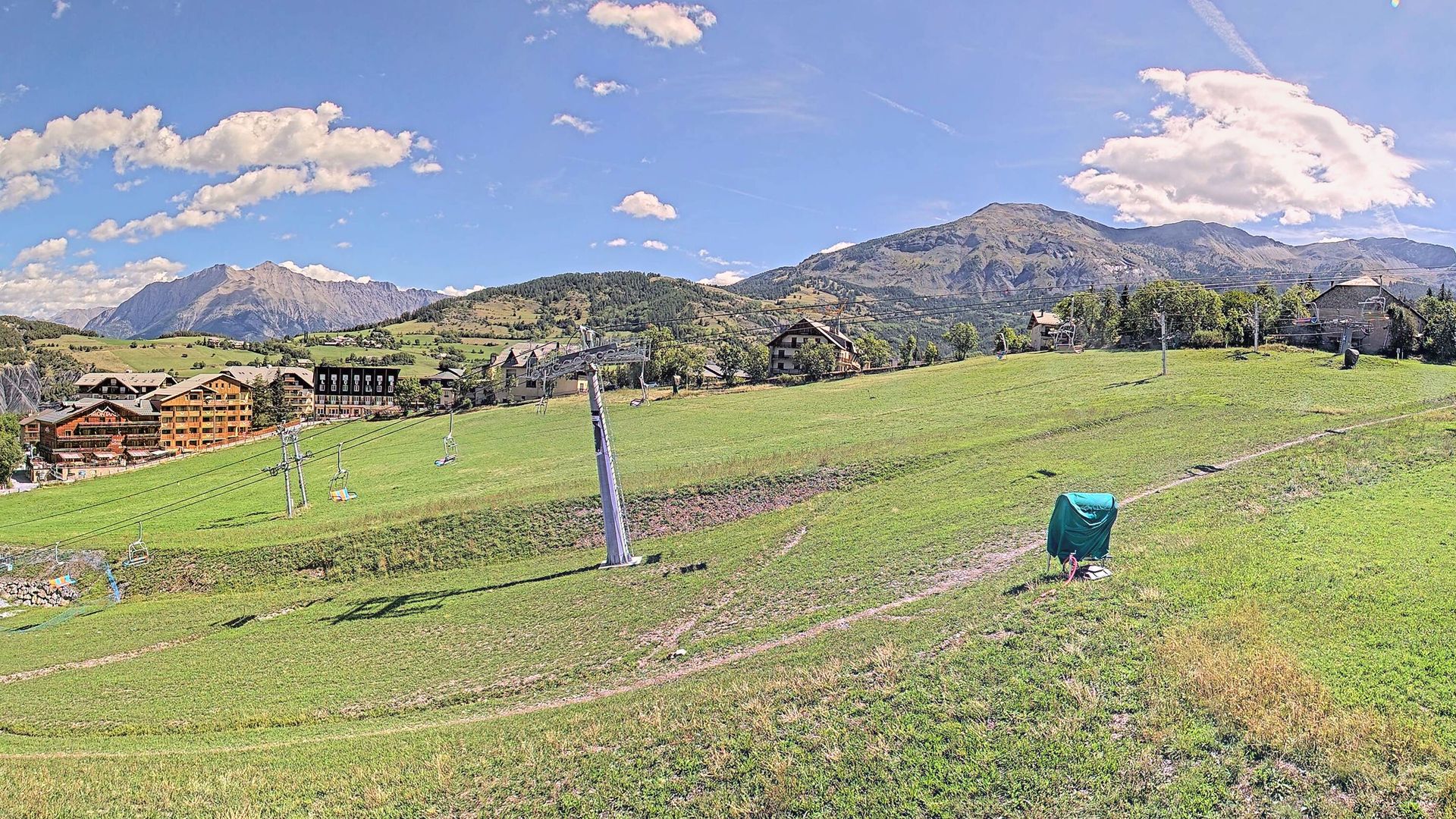 Enchastrayes: Barcelonnette-Panoramique HD