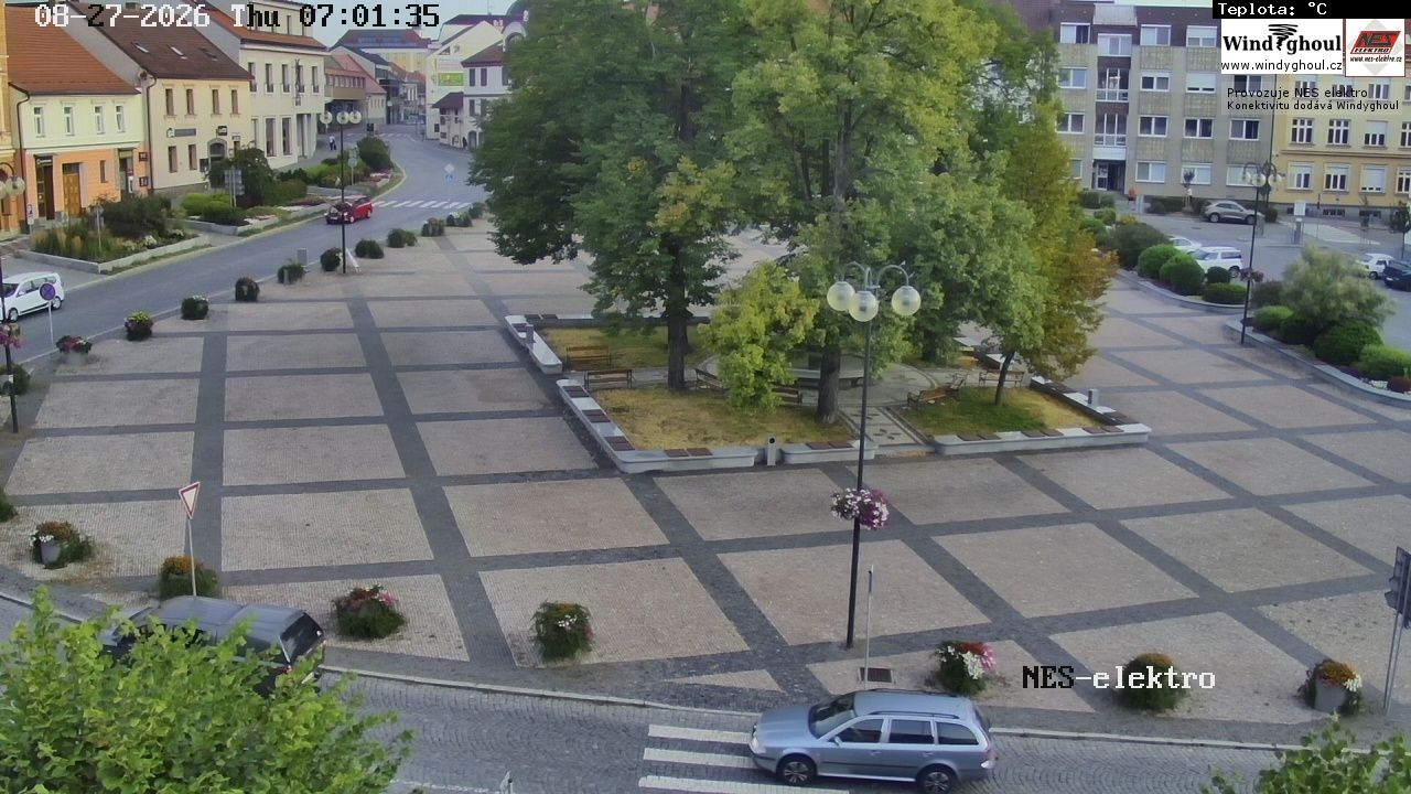 Sedlcany: náměstí TMG