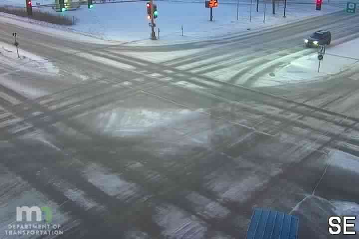 Moorhead: T.H.10 WB @ 34th St