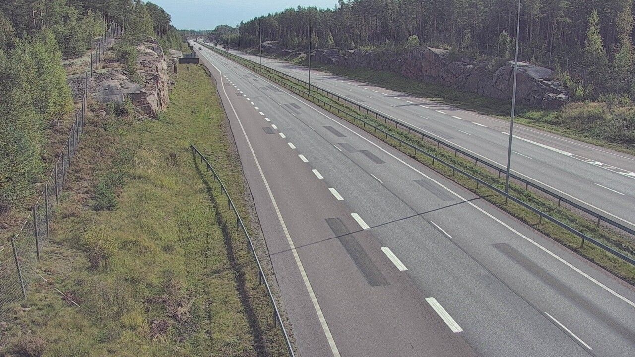 Pyhtaa: Tie 7 Markkinamäki, Itä - Helsinkiin