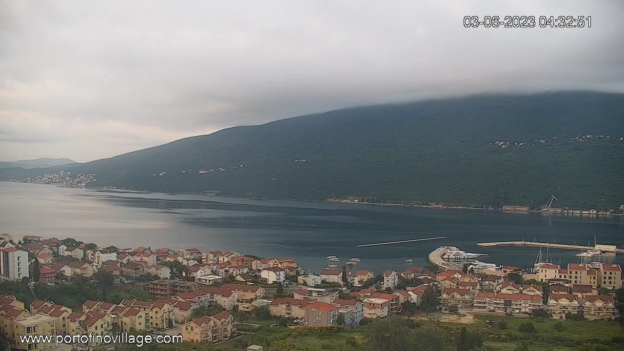 Đenovići: Bay of Kotor
