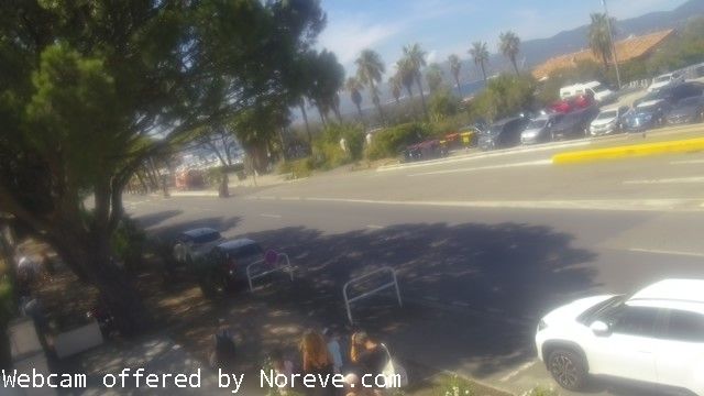 Saint-Tropez › West: Avenue Gén de Gaulle